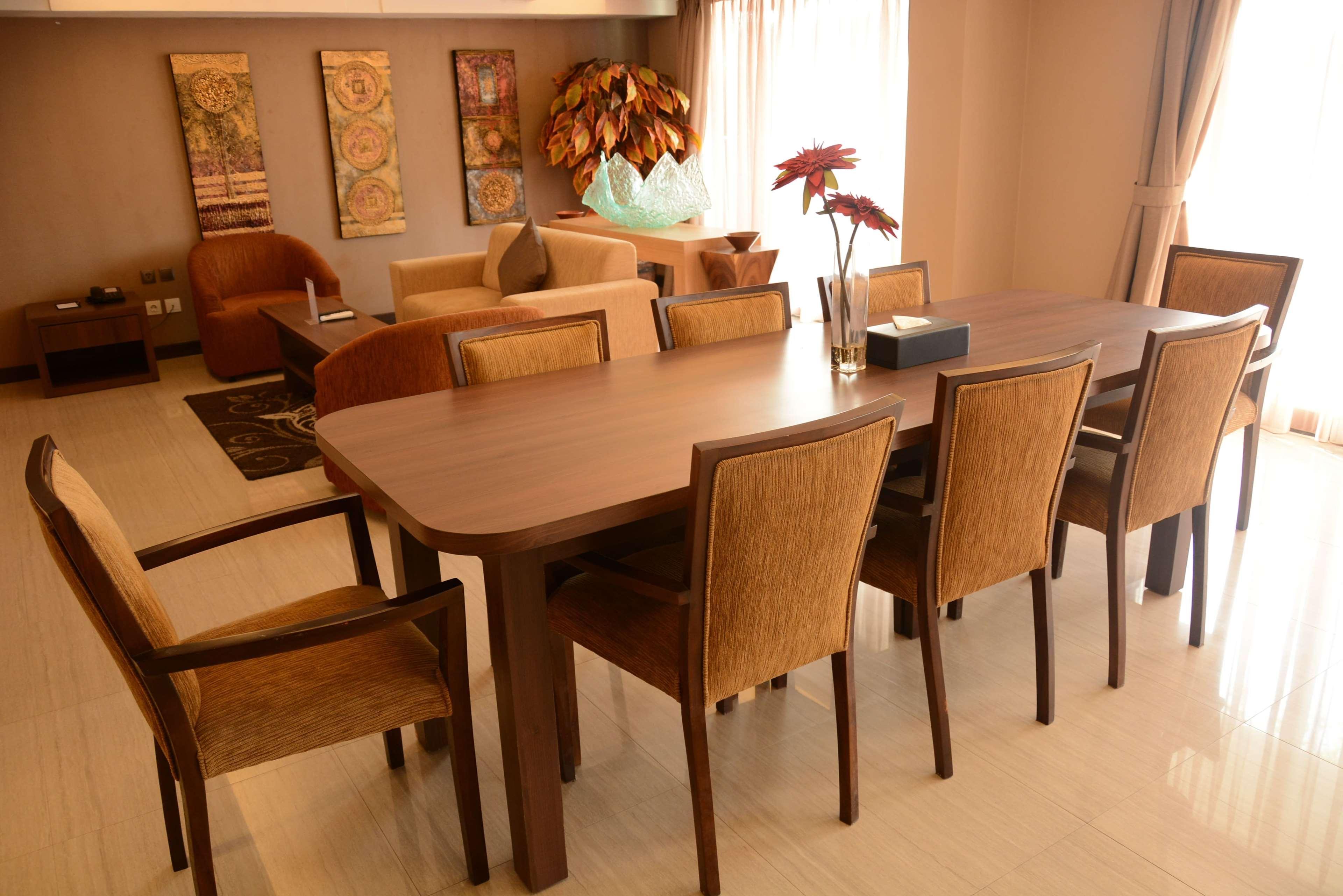 Ramada By Wyndham Bali Sunset Road Kuta Hotel Семиняк Екстериор снимка