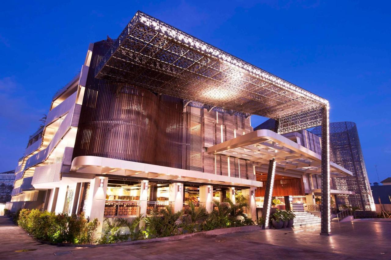 Ramada By Wyndham Bali Sunset Road Kuta Hotel Семиняк Екстериор снимка